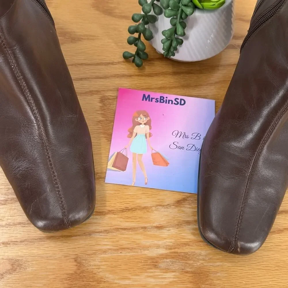 Nine & Co. Leather Heeled Zippered Ankle Boots Booties - Brown - Women's 8.5